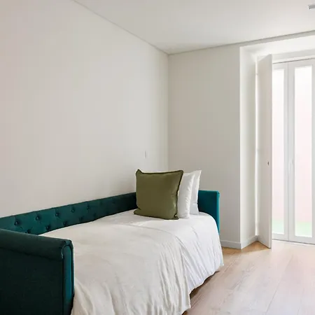 The Travelers Terrace, 2br In