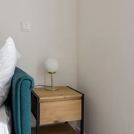 The Travelers Terrace, 2br In